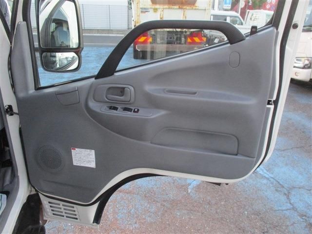 TOYOTA DYNA 2020 Image 31