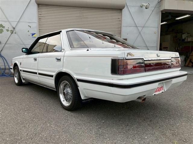 NISSAN GLORIA HARDTOP 1985 Image 31
