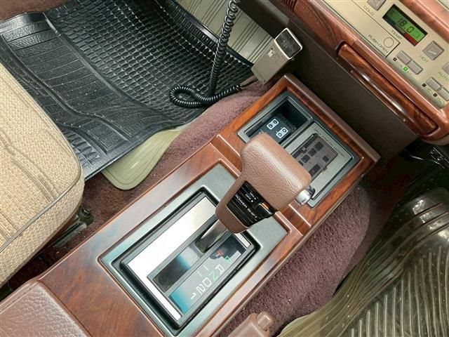 NISSAN GLORIA HARDTOP 1985 Image 31