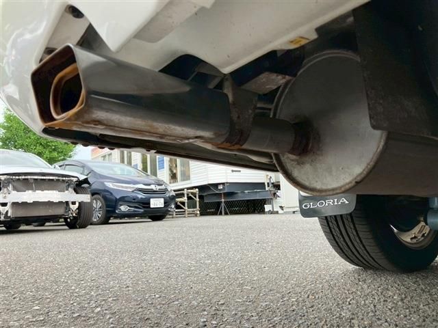 NISSAN GLORIA HARDTOP 1985 Image 31