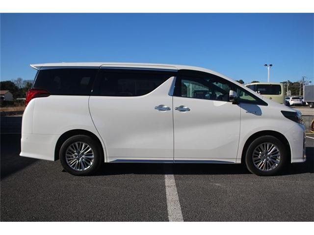 TOYOTA ALPHARD HYBRID 4WD 2020 Image 31