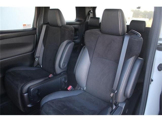 TOYOTA ALPHARD HYBRID 4WD 2020 Image 31