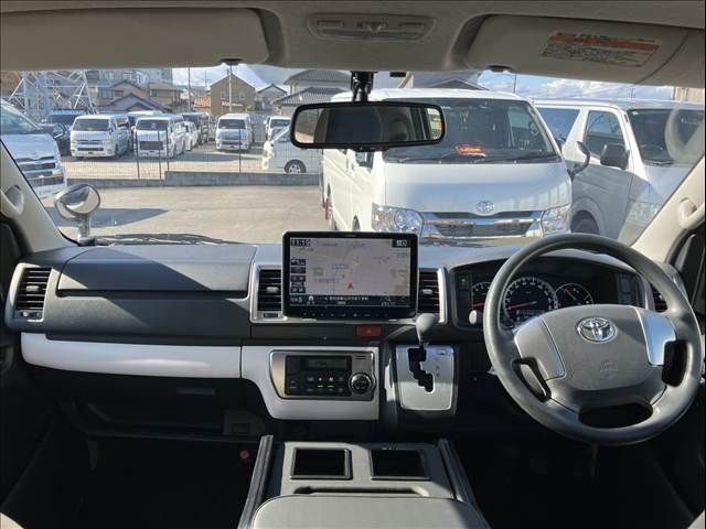 TOYOTA HIACE VAN 2WD 2019 Image 31