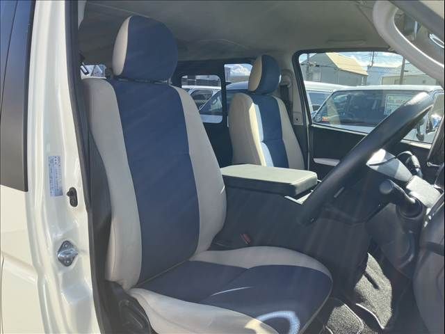 TOYOTA HIACE VAN 2WD 2019 Image 31