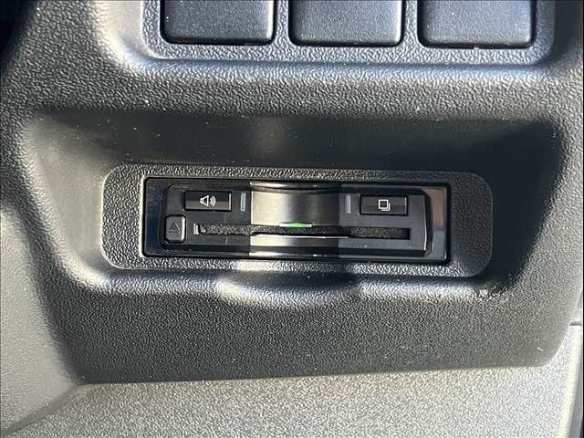 TOYOTA HIACE VAN 2WD 2019 Image 31