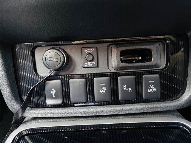 MITSUBISHI OUTLANDER PHEV 2018 Image 31