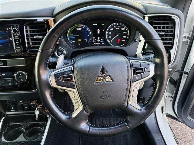 MITSUBISHI OUTLANDER PHEV 2018 Image 31