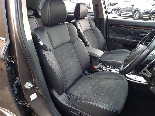 MITSUBISHI OUTLANDER PHEV 2018 Image 31