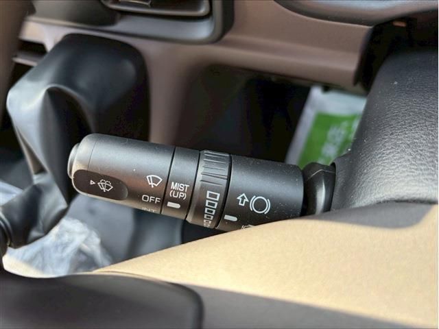 MITSUBISHI  2025 Image 31