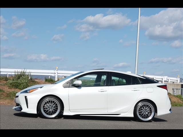 TOYOTA PRIUS 2020 Image 31