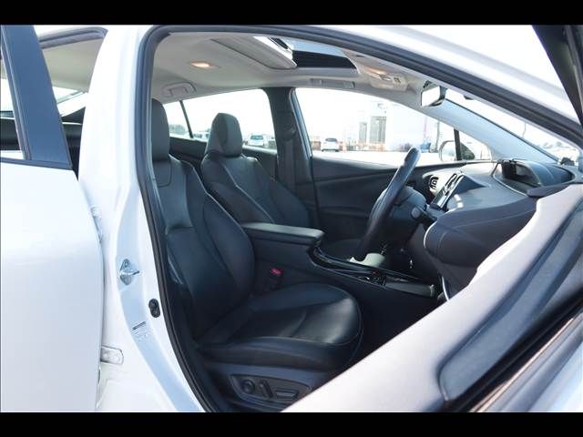 TOYOTA PRIUS 2020 Image 31