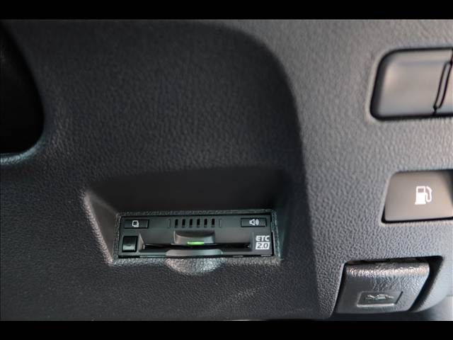 TOYOTA PRIUS 2020 Image 31