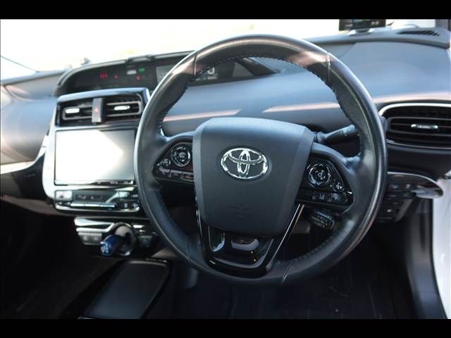 TOYOTA PRIUS 2020 Image 31