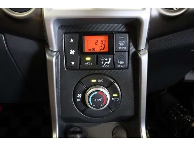 DAIHATSU COPEN 2019 Image 31