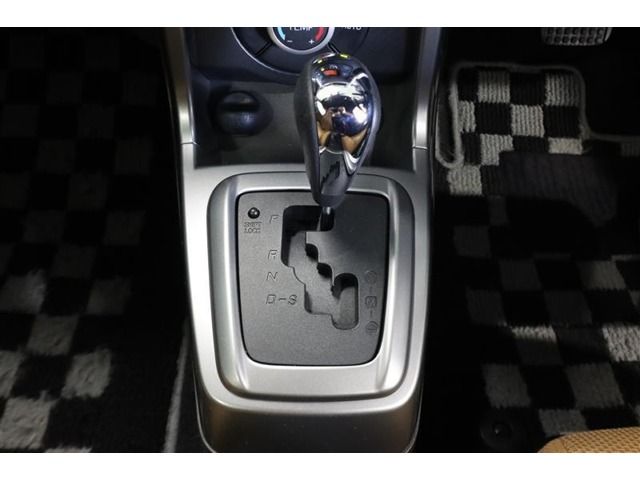 DAIHATSU COPEN 2019 Image 31