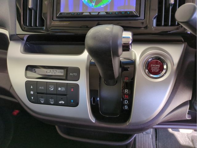 HONDA N-WGN CUSTOM 2015 Image 31