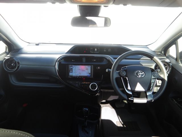 TOYOTA AQUA 2020 Image 31