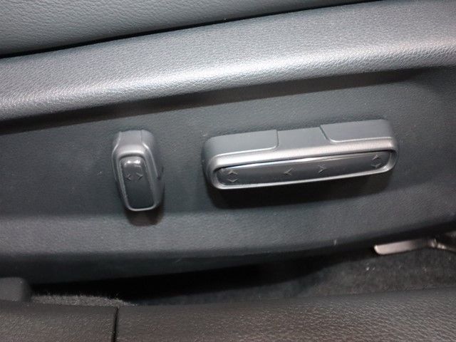 HONDA INSIGHT SEDAN 2019 Image 31