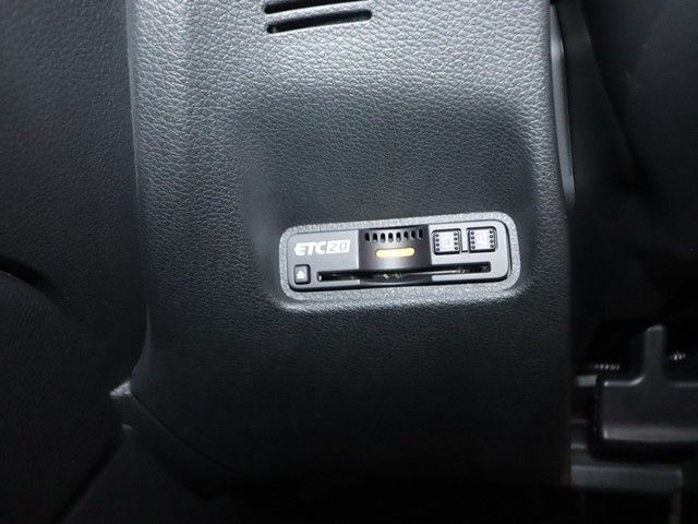 HONDA INSIGHT SEDAN 2019 Image 31