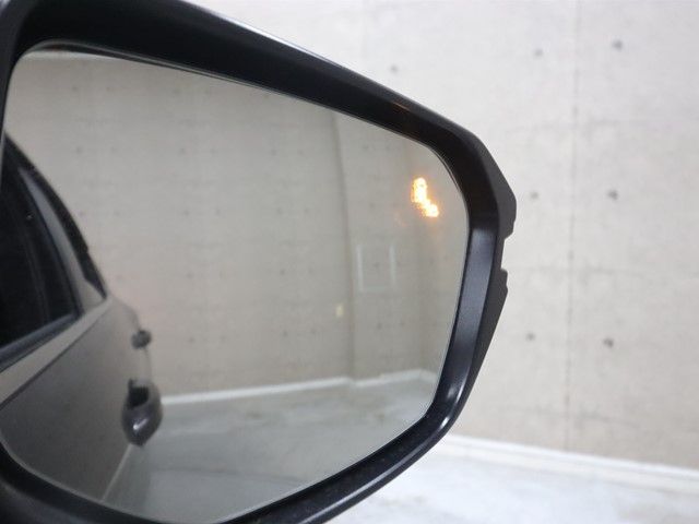 HONDA INSIGHT SEDAN 2019 Image 31