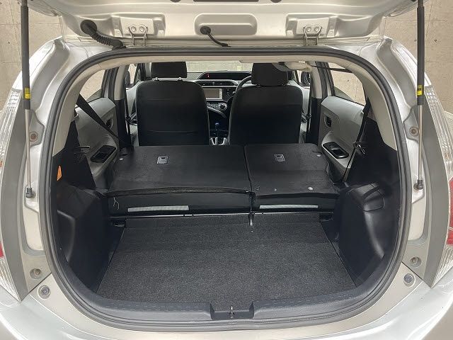 TOYOTA AQUA 2012 Image 31