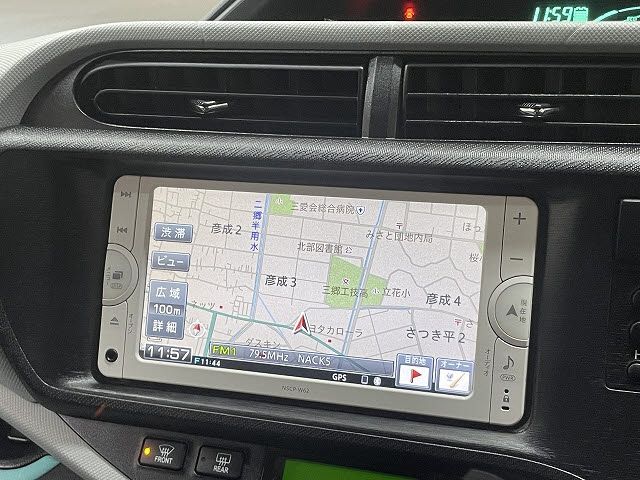 TOYOTA AQUA 2012 Image 31