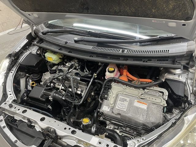 TOYOTA AQUA 2012 Image 31