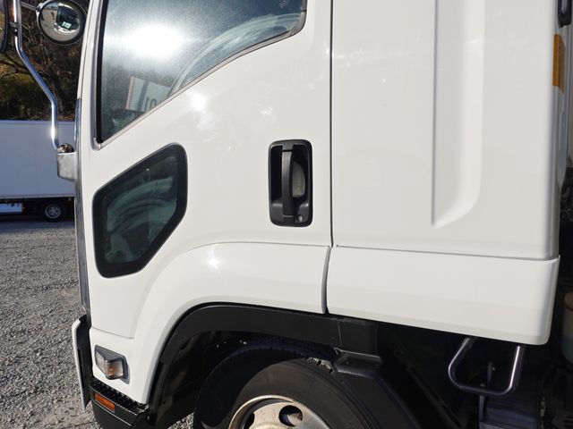 ISUZU FORWARD 2010 Image 31