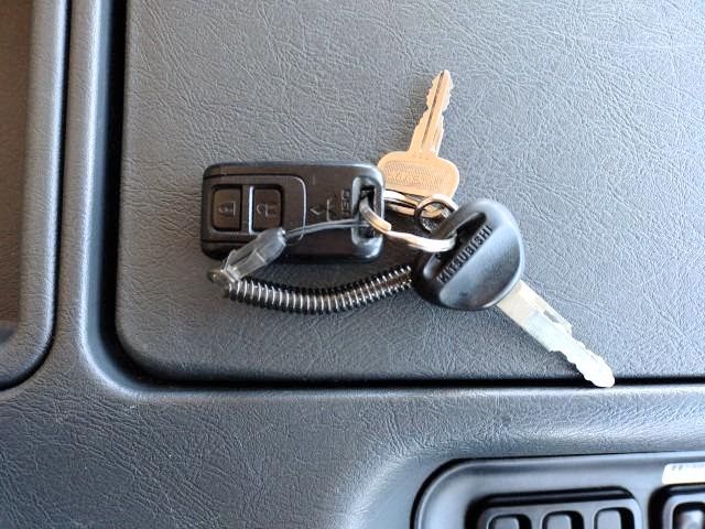 MITSUBISHI FUSOU SUPER GREAT 2012 Image 31