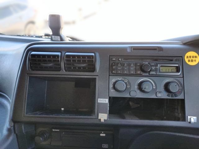 MITSUBISHI FUSOU SUPER GREAT 2012 Image 31