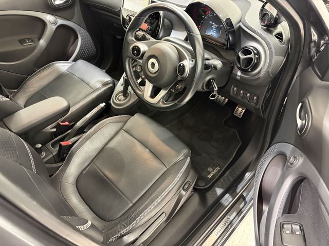 MCC SMART FORFOUR 2017 Image 31