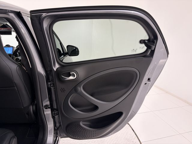 MCC SMART FORFOUR 2017 Image 31