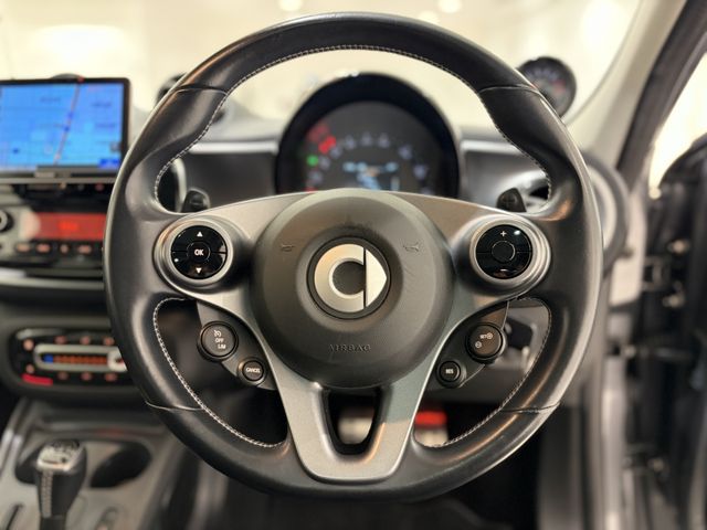 MCC SMART FORFOUR 2017 Image 31