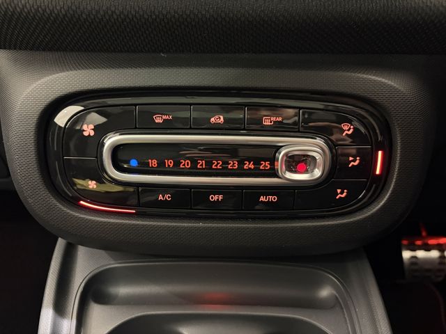 MCC SMART FORFOUR 2017 Image 31