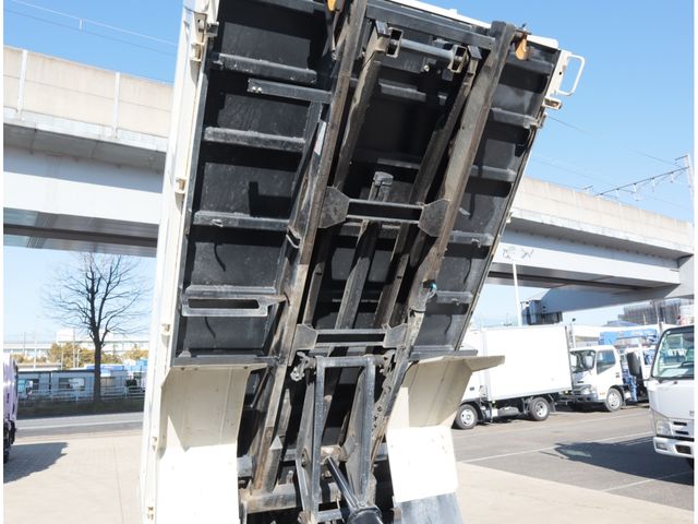 TOYOTA DYNA 2022 Image 31