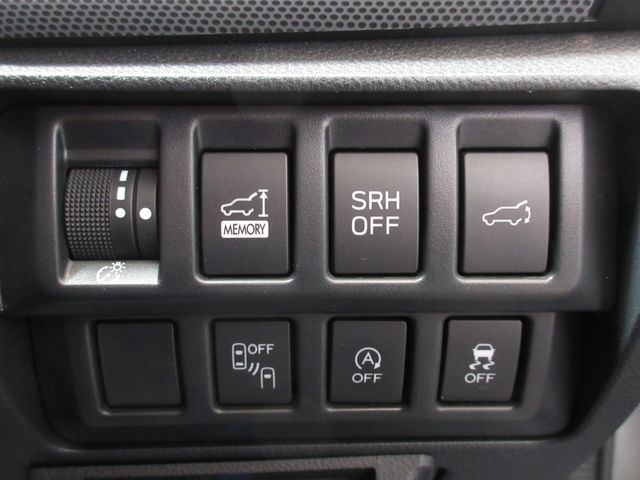 SUBARU FORESTER 2018 Image 31