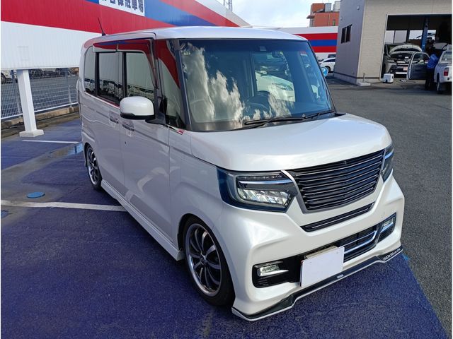 HONDA N BOX CUSTOM 2018 Image 31