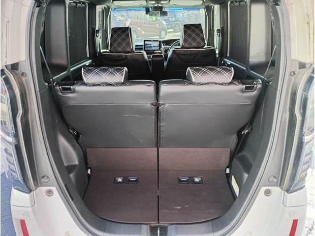 HONDA N BOX CUSTOM 2018 Image 31