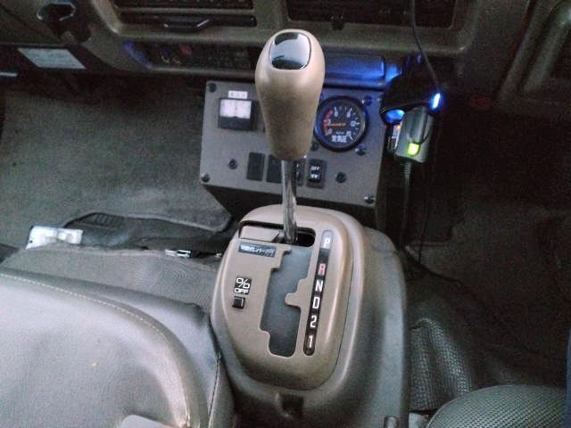 MITSUBISHI FUSOU SUPER GREAT 1996 Image 31