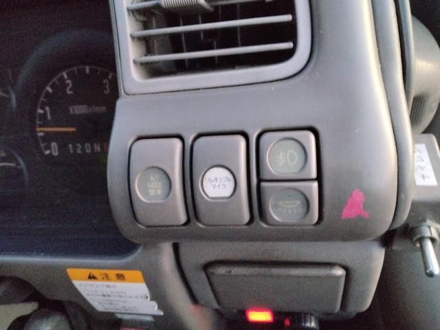 MITSUBISHI FUSOU SUPER GREAT 1996 Image 31