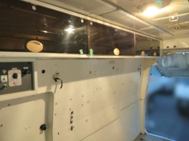 MITSUBISHI FUSOU SUPER GREAT 1996 Image 31