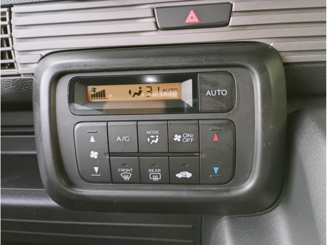 HONDA N-VAN+STYLE 2018 Image 31