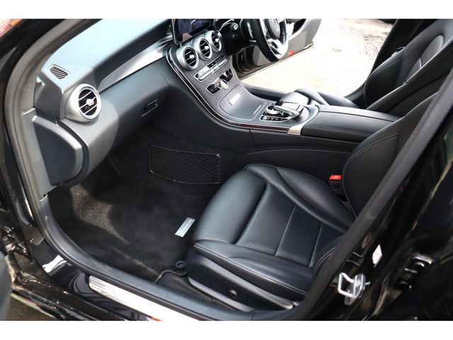 MERCEDES BENZ C CLAS 2020 Image 31
