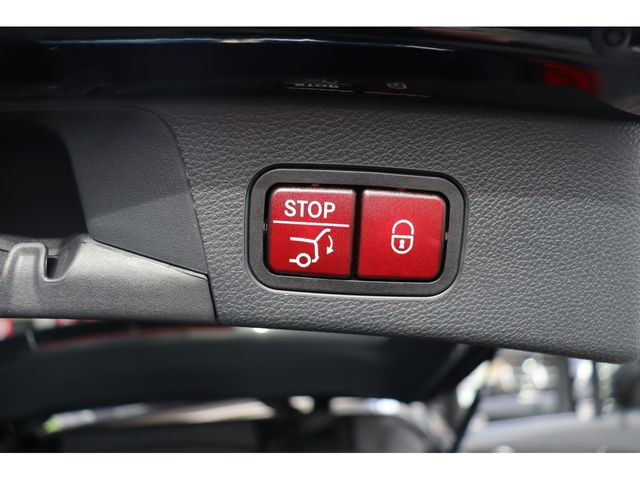 MERCEDES BENZ C CLAS 2020 Image 31