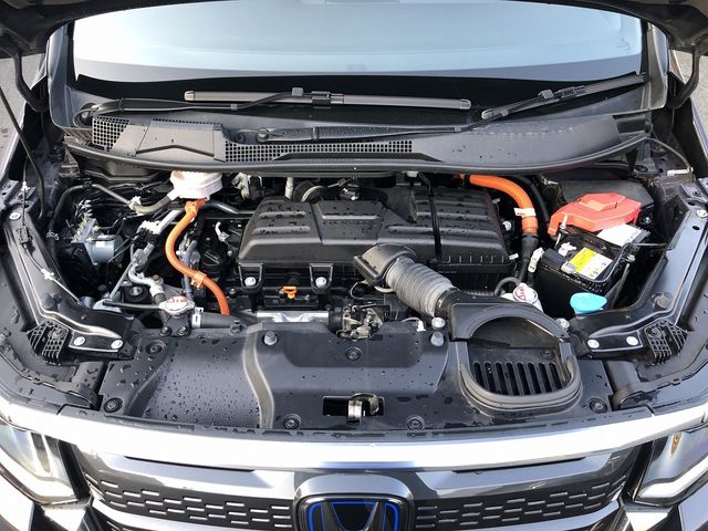 HONDA STEPWAGON E:HEV SPAD 2022 Image 31