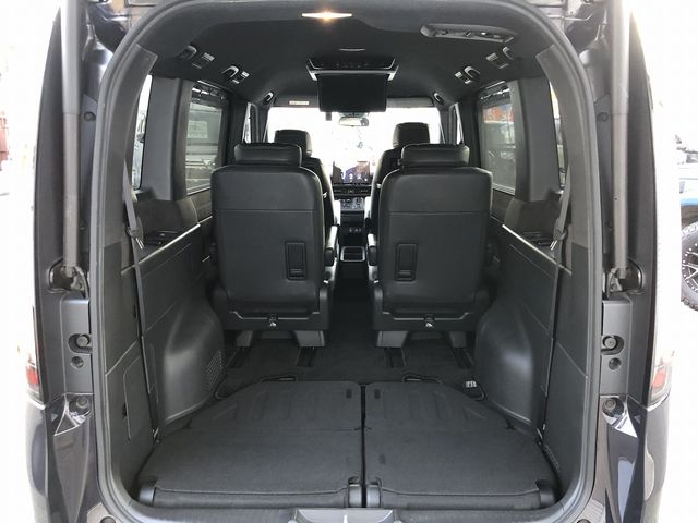 HONDA STEPWAGON E:HEV SPAD 2022 Image 31