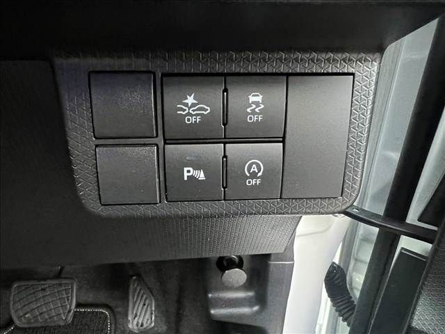 DAIHATSU TANTO CUSTOM 2022 Image 31