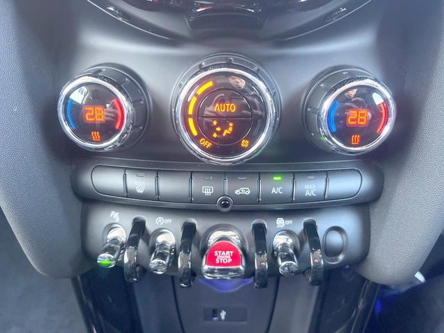 BMW MINI COOPER S 2018 Image 31