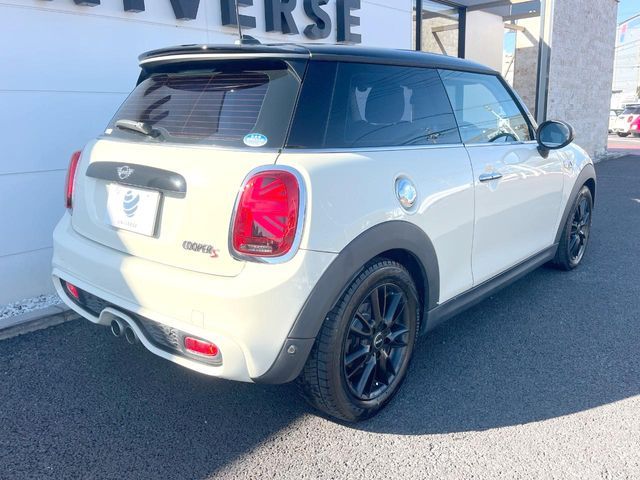 BMW MINI COOPER S 2018 Image 31