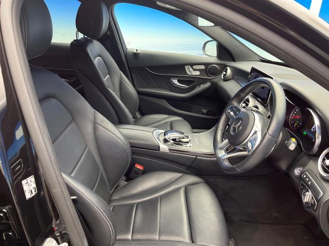 MERCEDES BENZ C CLAS 2019 Image 31